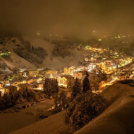 Tschiderer By Interhome アパート *